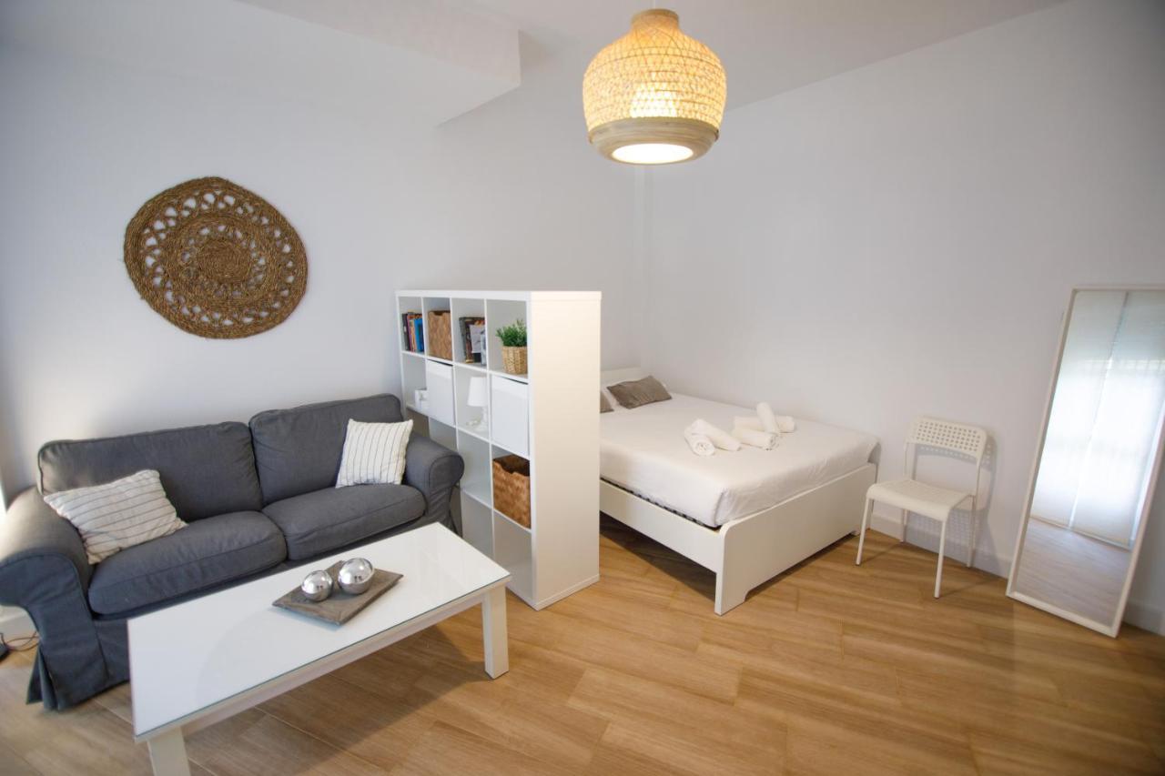 Rentalsevilla Living La Alameda מראה חיצוני תמונה